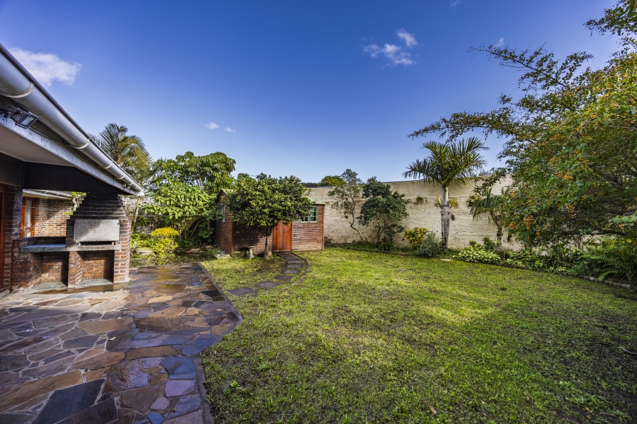 3 Bedroom Property for Sale in Bonza Bay Eastern Cape